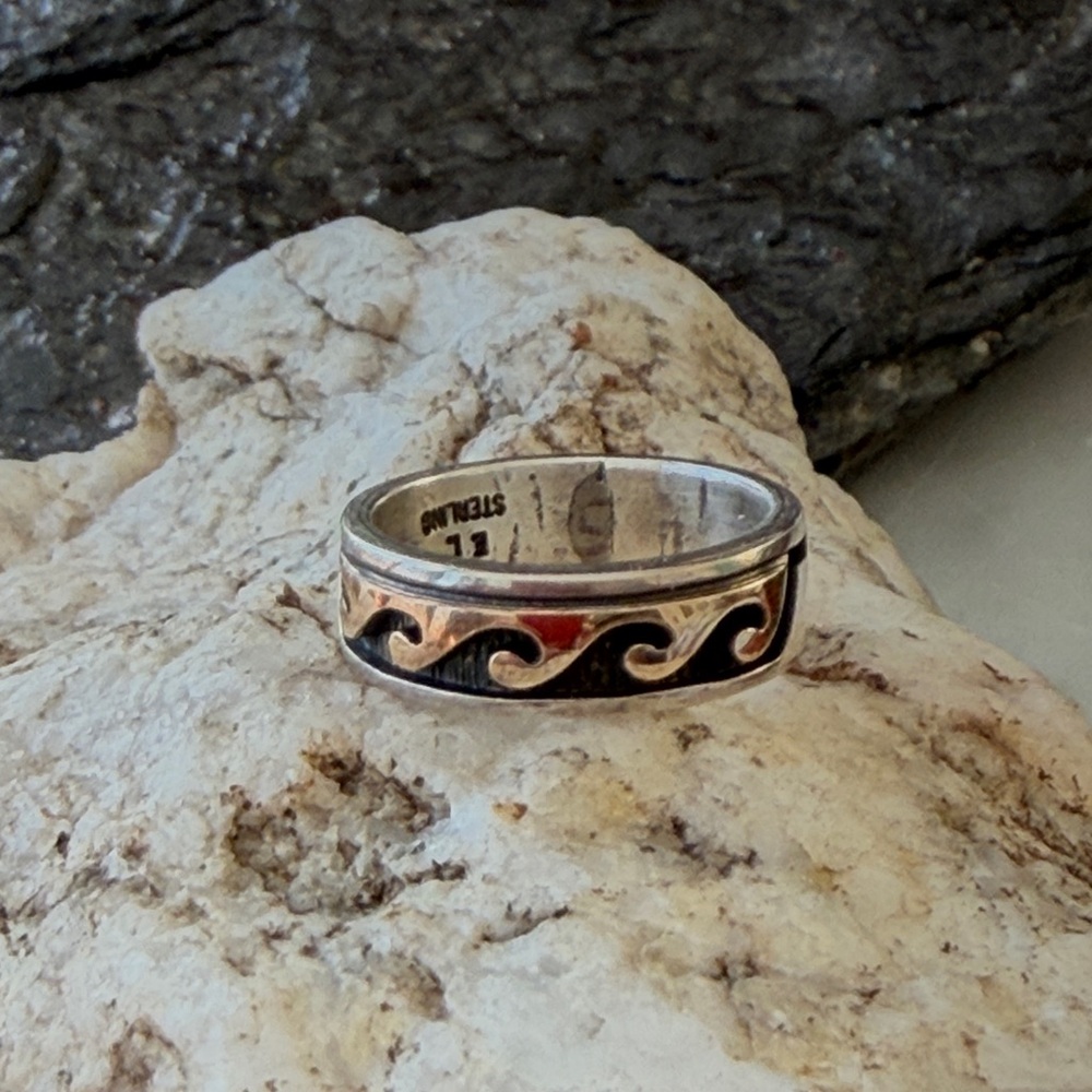 Navajo Native American Vintage Wave Ring Sterling and 14K Band - Picture 2 of 10